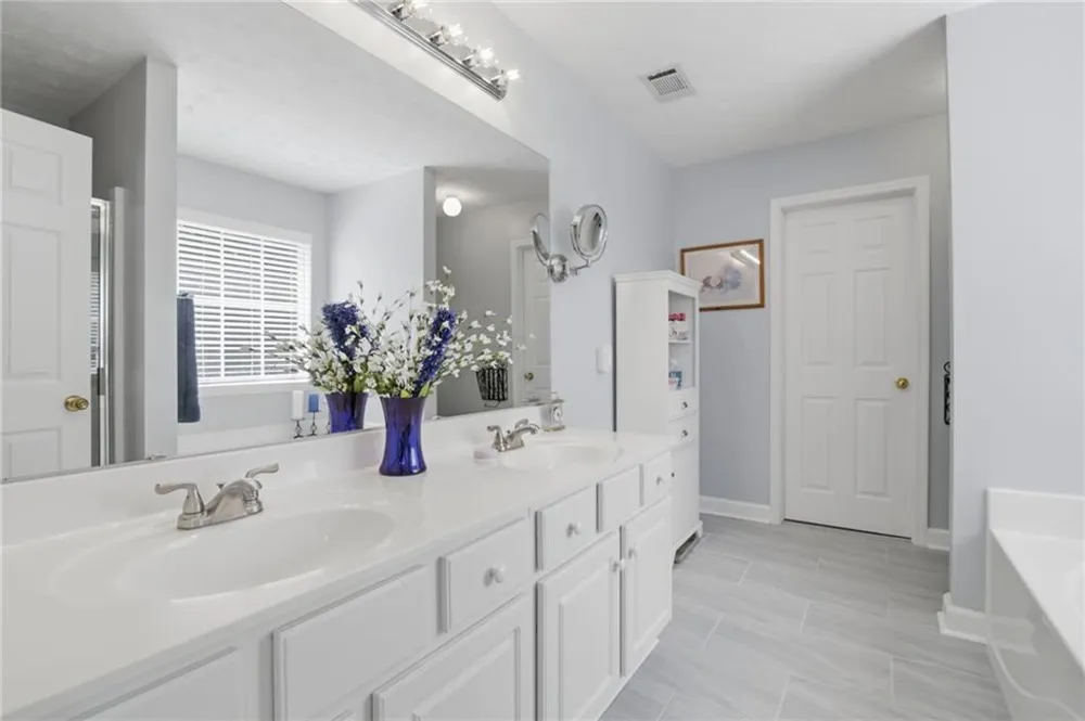 2725 Angel Oak Circle Dacula, GA 30019
