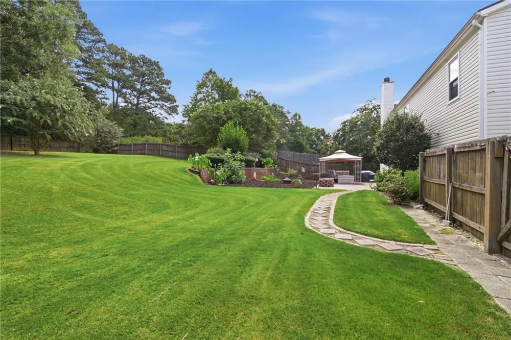2725 Angel Oak Circle Dacula, GA 30019