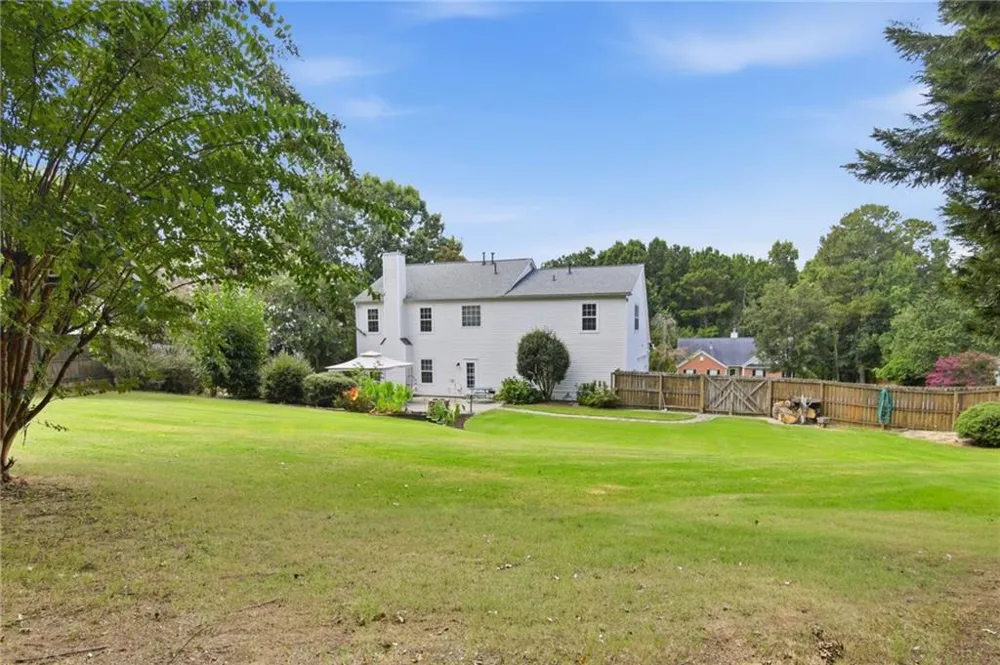 2725 Angel Oak Circle Dacula, GA 30019