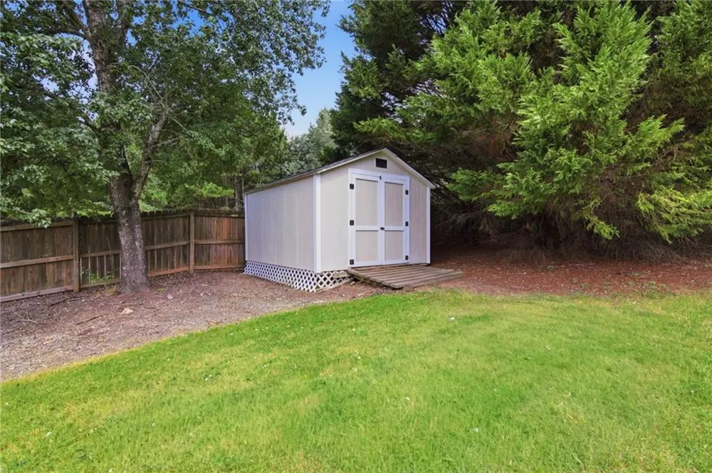 2725 Angel Oak Circle Dacula, GA 30019
