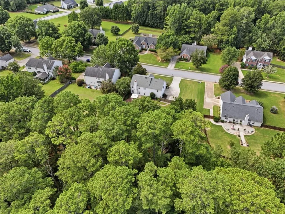 2725 Angel Oak Circle Dacula, GA 30019