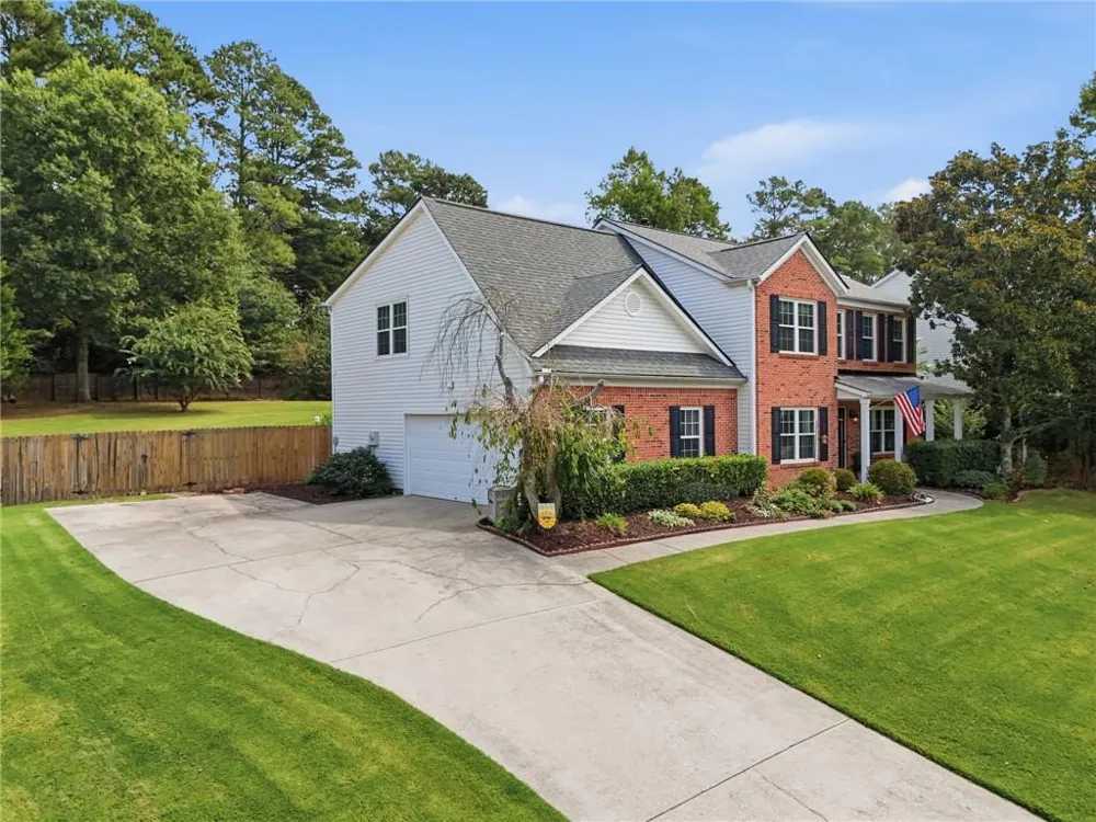 2725 Angel Oak Circle Dacula, GA 30019