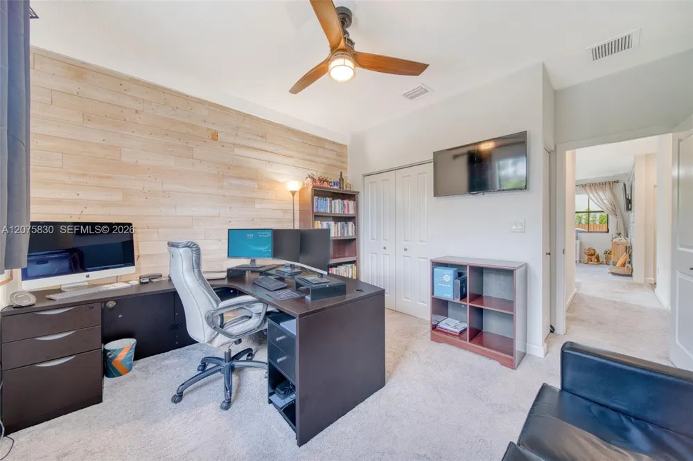 2655 SE 1st St Homestead, FL 33033