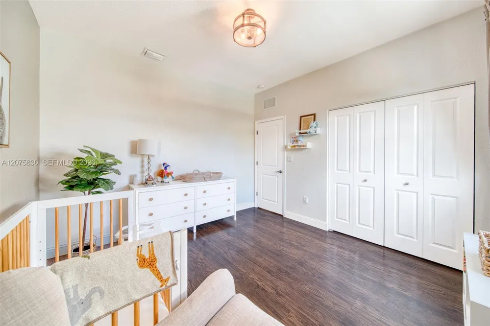 2655 SE 1st St Homestead, FL 33033