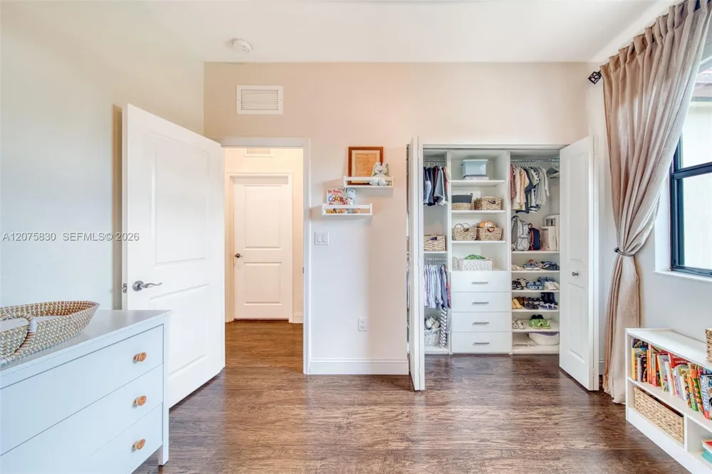 2655 SE 1st St Homestead, FL 33033