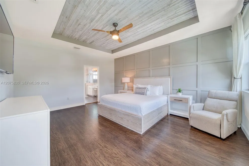 2655 SE 1st St Homestead, FL 33033