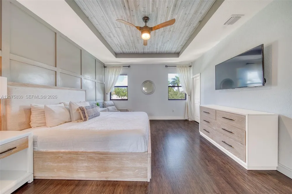 2655 SE 1st St Homestead, FL 33033