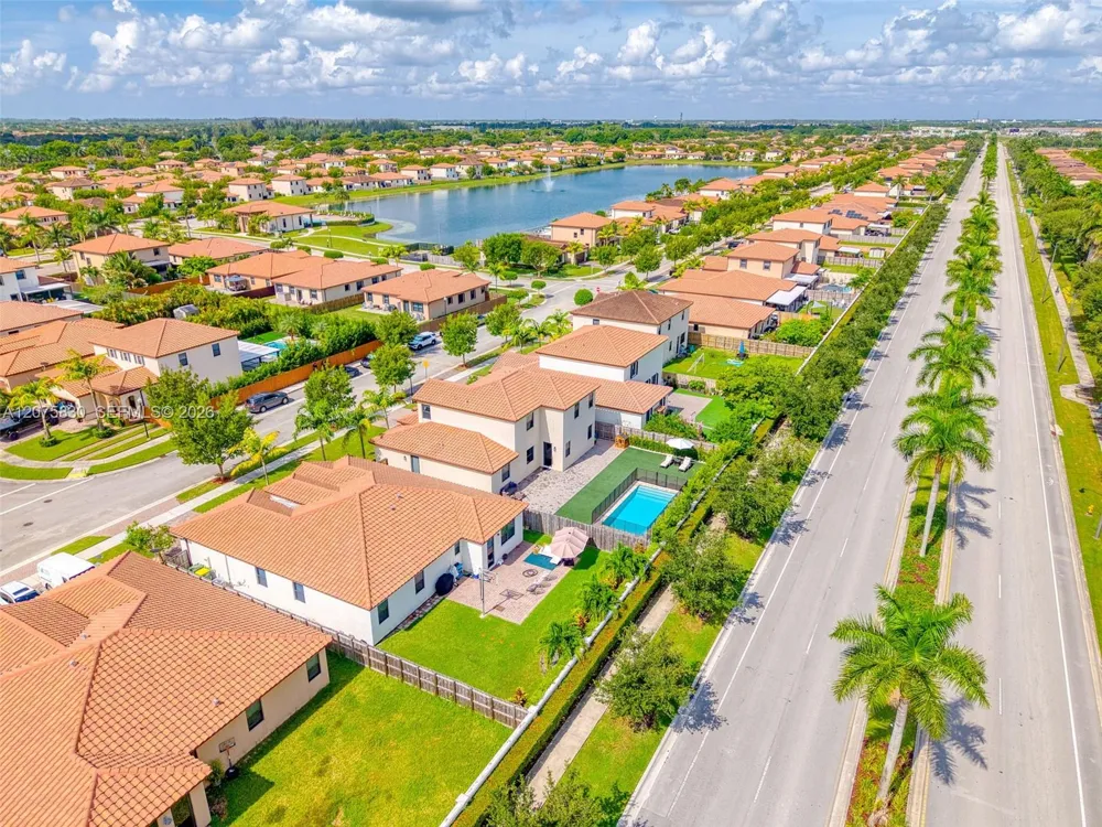 2655 SE 1st St Homestead, FL 33033