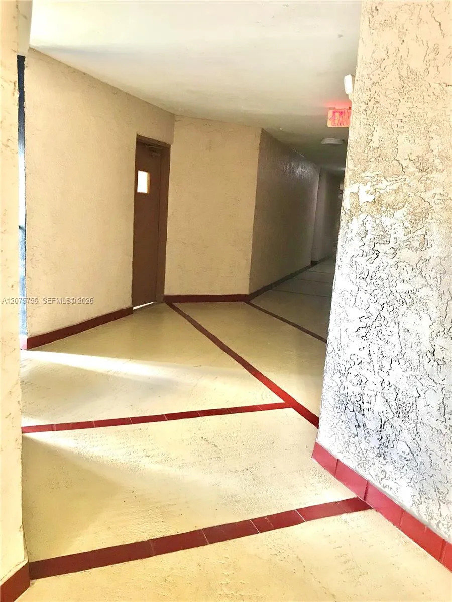 6955 NW 186th St #F310 Hialeah, FL 33015