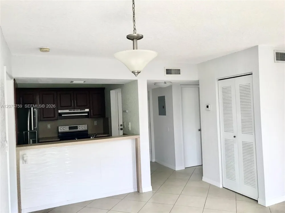6955 NW 186th St #F310 Hialeah, FL 33015