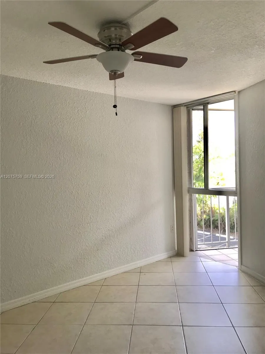 6955 NW 186th St #F310 Hialeah, FL 33015
