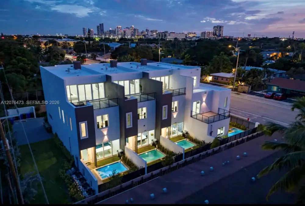 1226 NE 15th Ave Fort Lauderdale, FL 33304