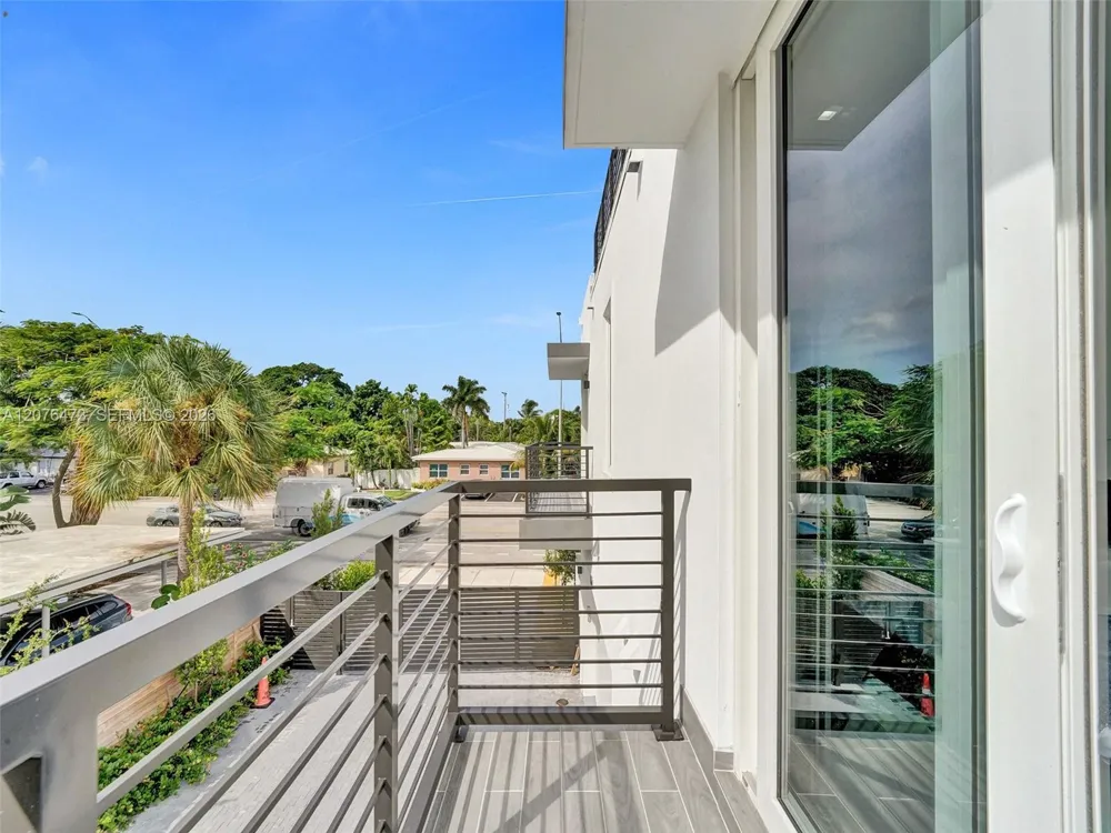 1226 NE 15th Ave Fort Lauderdale, FL 33304