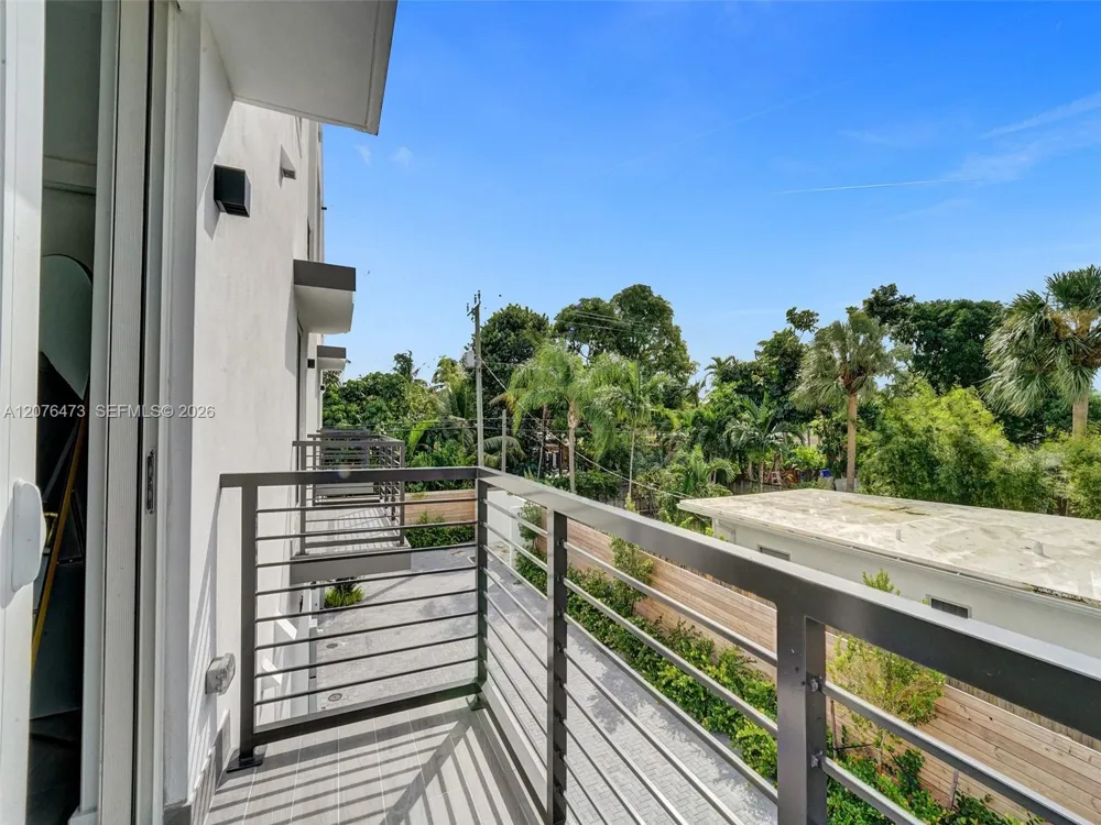 1226 NE 15th Ave Fort Lauderdale, FL 33304