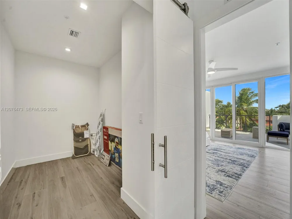 1226 NE 15th Ave Fort Lauderdale, FL 33304