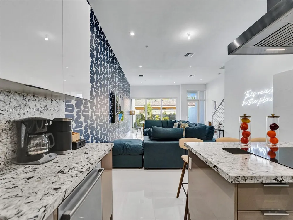 1226 NE 15th Ave Fort Lauderdale, FL 33304