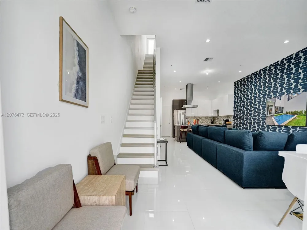 1226 NE 15th Ave Fort Lauderdale, FL 33304
