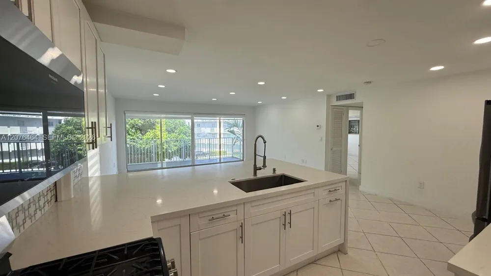 7701 SW 88th St #B330 Miami, FL 33156