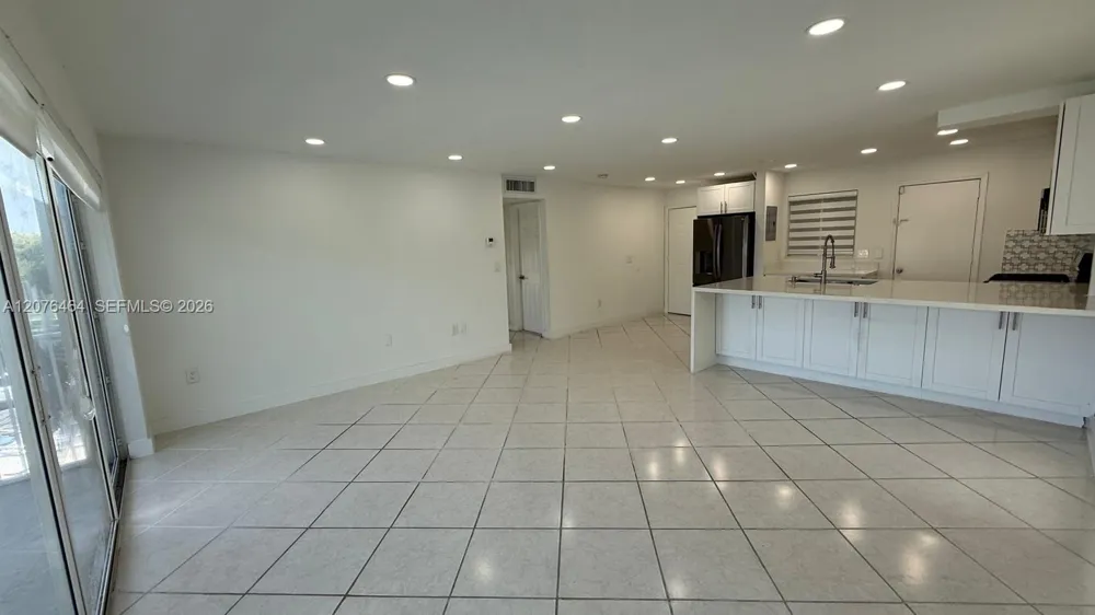 7701 SW 88th St #B330 Miami, FL 33156
