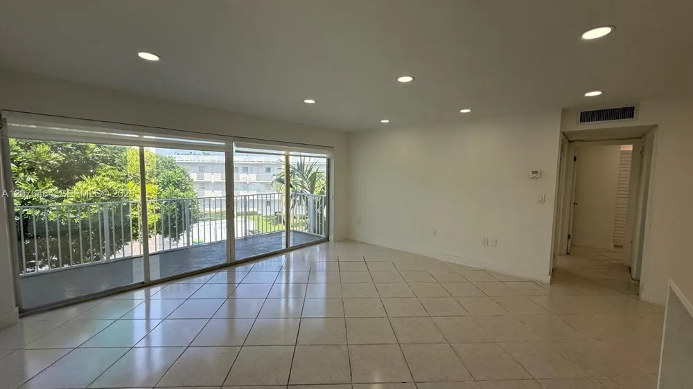 7701 SW 88th St #B330 Miami, FL 33156