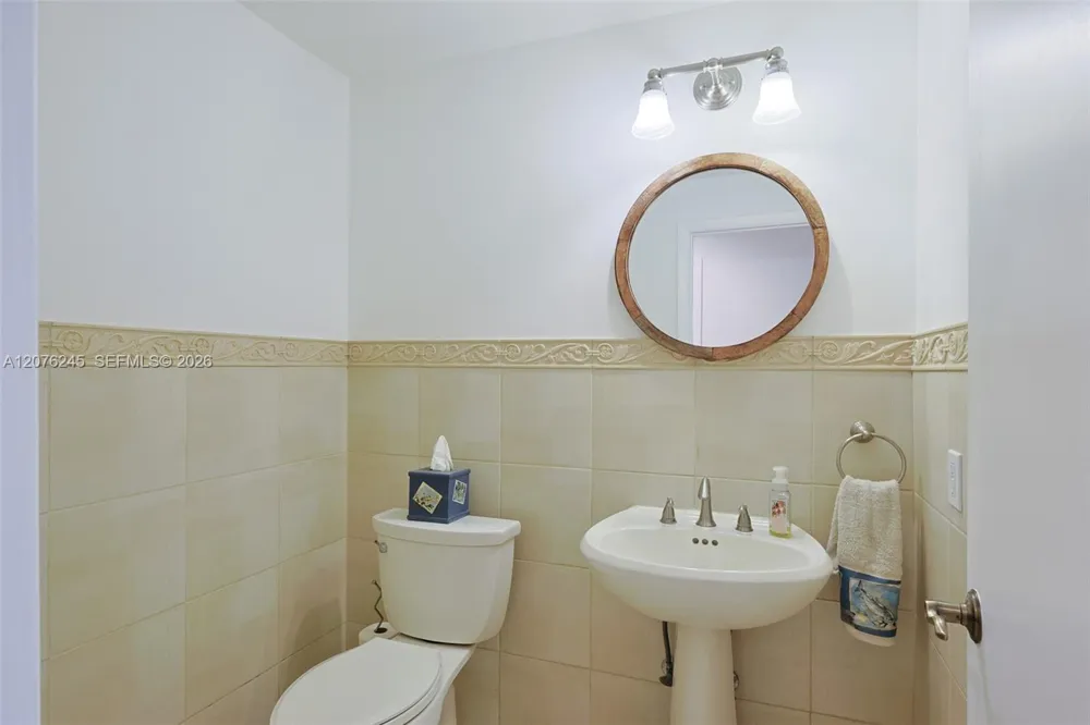 18723 SW 83rd Pl Cutler Bay, FL 33157