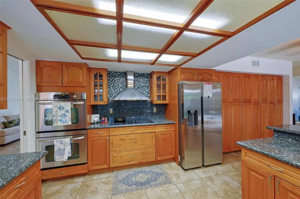 18723 SW 83rd Pl Cutler Bay, FL 33157
