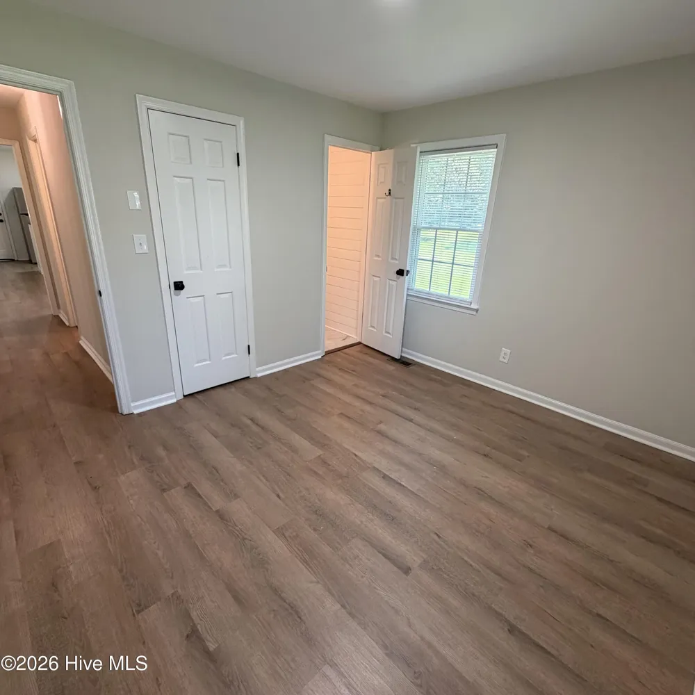 1931 Lt Hardee Road Greenville, NC 27858