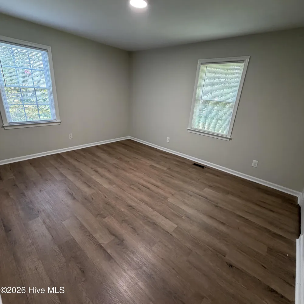 1931 Lt Hardee Road Greenville, NC 27858