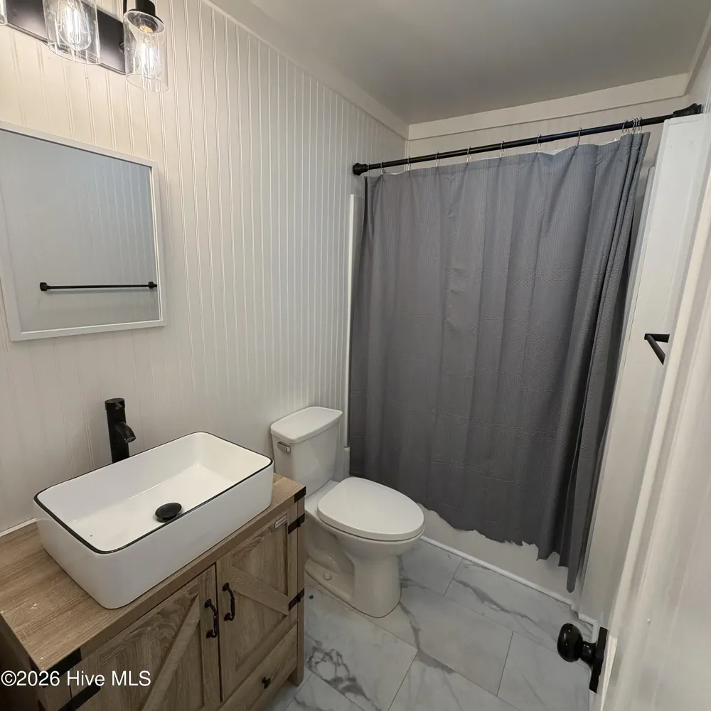 1931 Lt Hardee Road Greenville, NC 27858