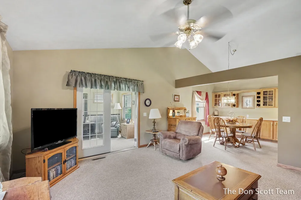 210 Heatherview Street NW Sparta, MI 49345