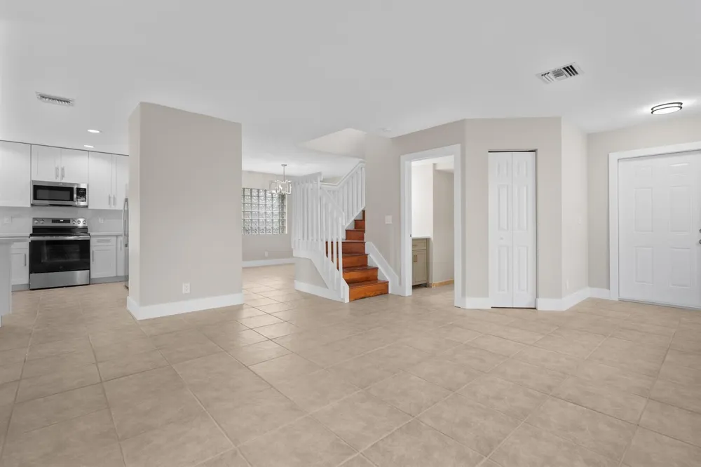 4250 NW 1st Place Deerfield Beach, FL 33442