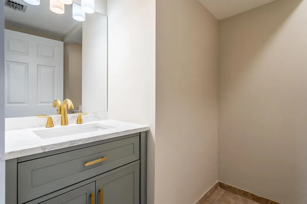 4250 NW 1st Place Deerfield Beach, FL 33442