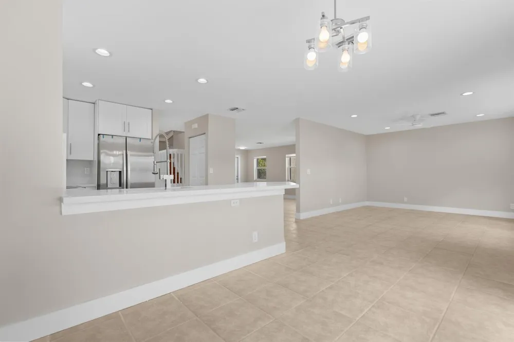 4250 NW 1st Place Deerfield Beach, FL 33442