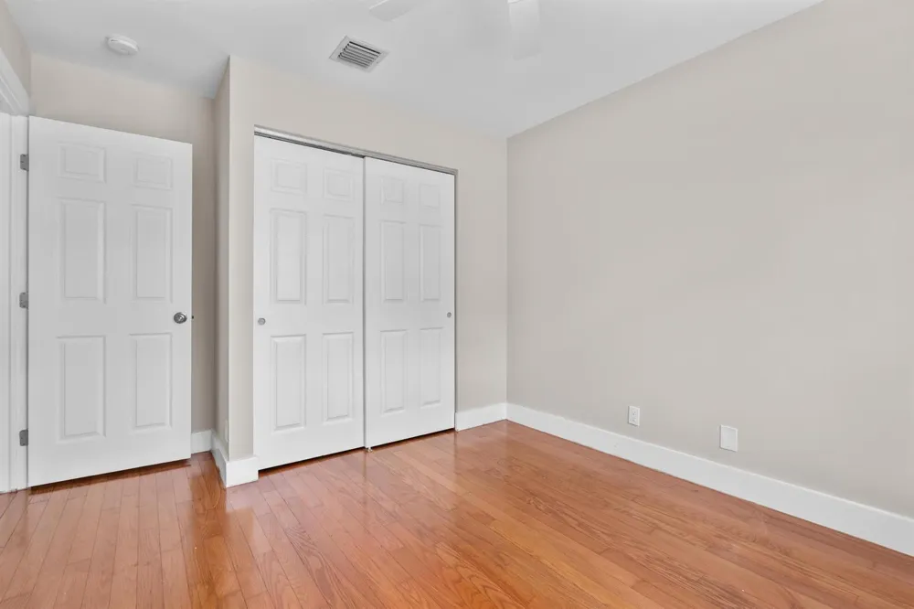 4250 NW 1st Place Deerfield Beach, FL 33442
