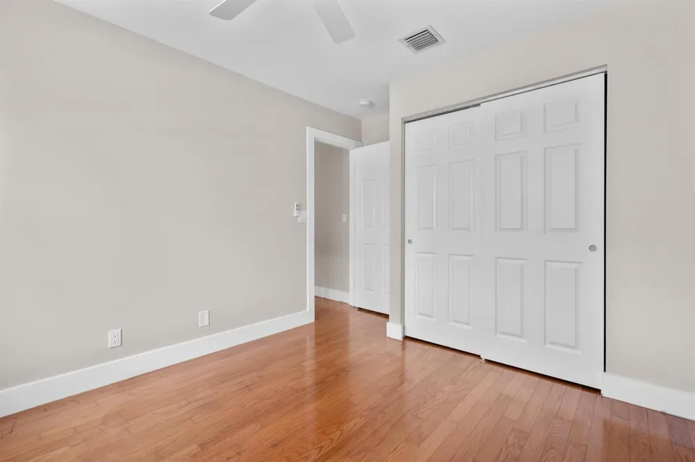 4250 NW 1st Place Deerfield Beach, FL 33442