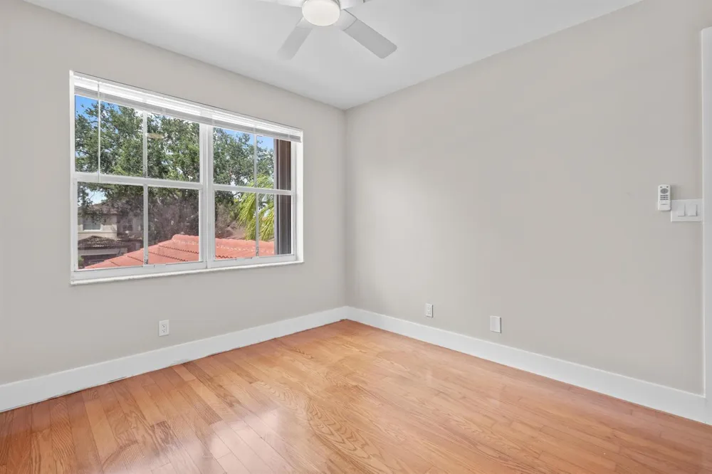 4250 NW 1st Place Deerfield Beach, FL 33442