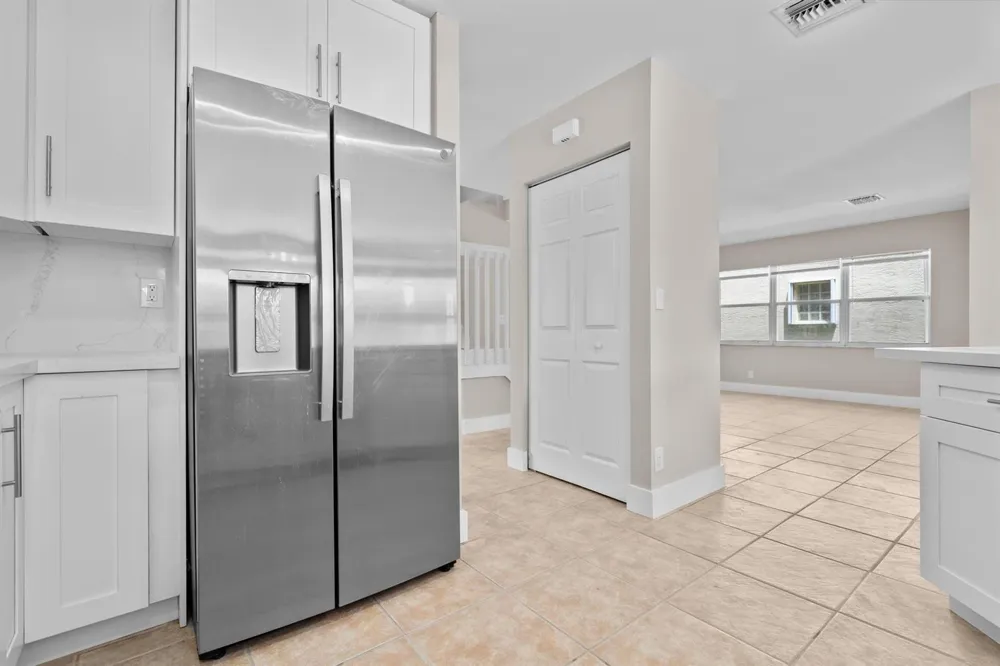 4250 NW 1st Place Deerfield Beach, FL 33442