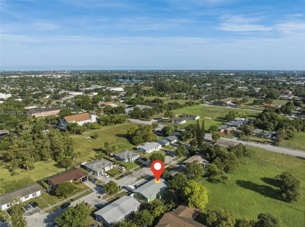 2140 NW 21st Ter Fort Lauderdale, FL 33311