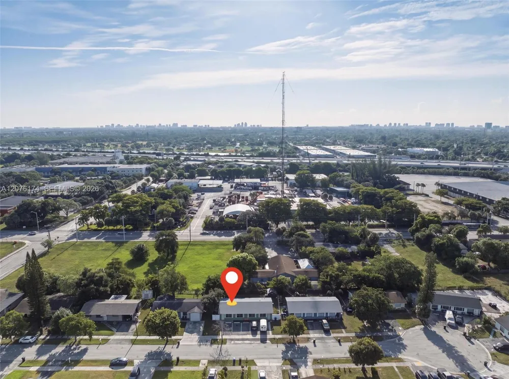2140 NW 21st Ter Fort Lauderdale, FL 33311