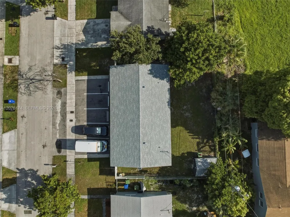 2140 NW 21st Ter Fort Lauderdale, FL 33311