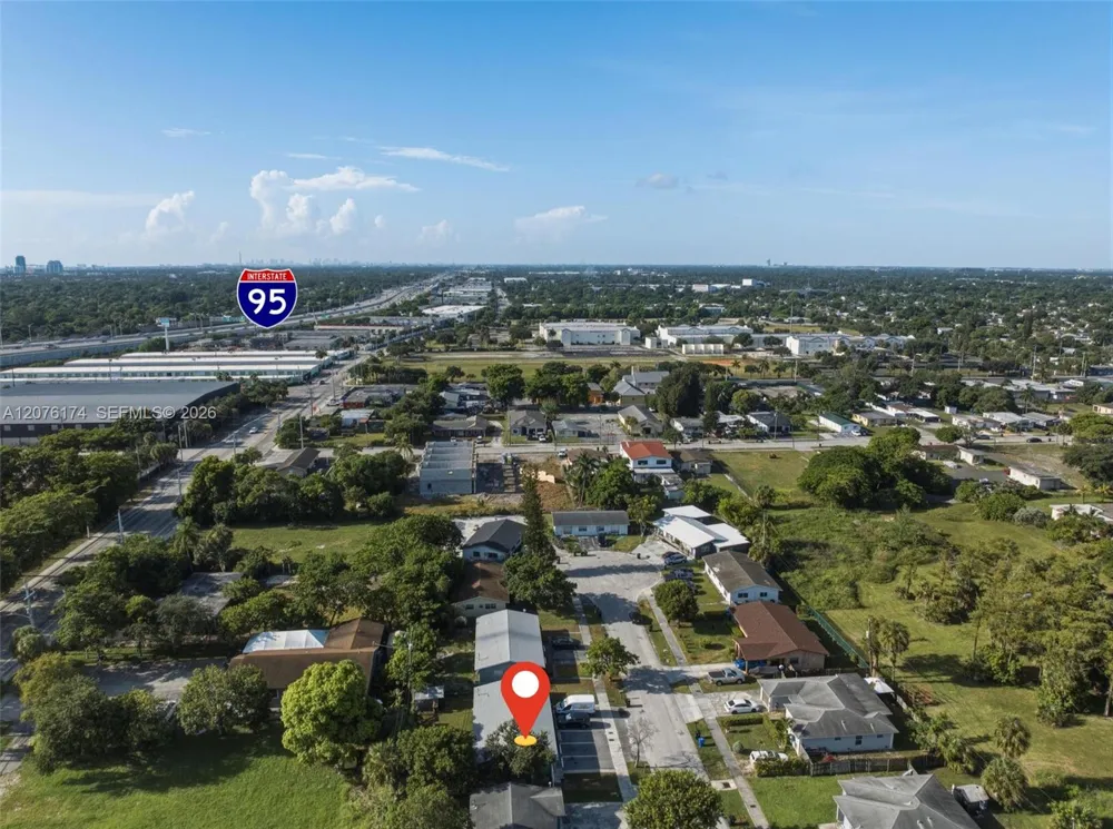 2140 NW 21st Ter Fort Lauderdale, FL 33311