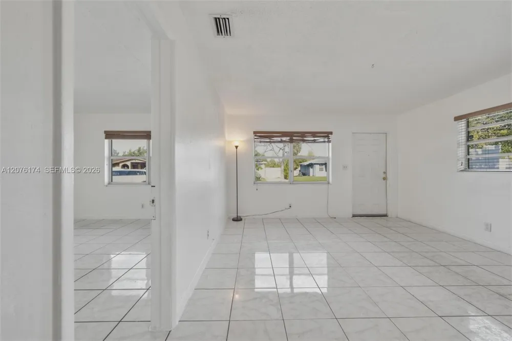 2140 NW 21st Ter Fort Lauderdale, FL 33311