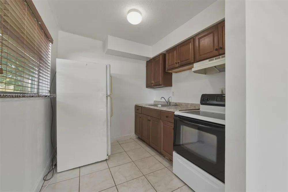 2140 NW 21st Ter Fort Lauderdale, FL 33311