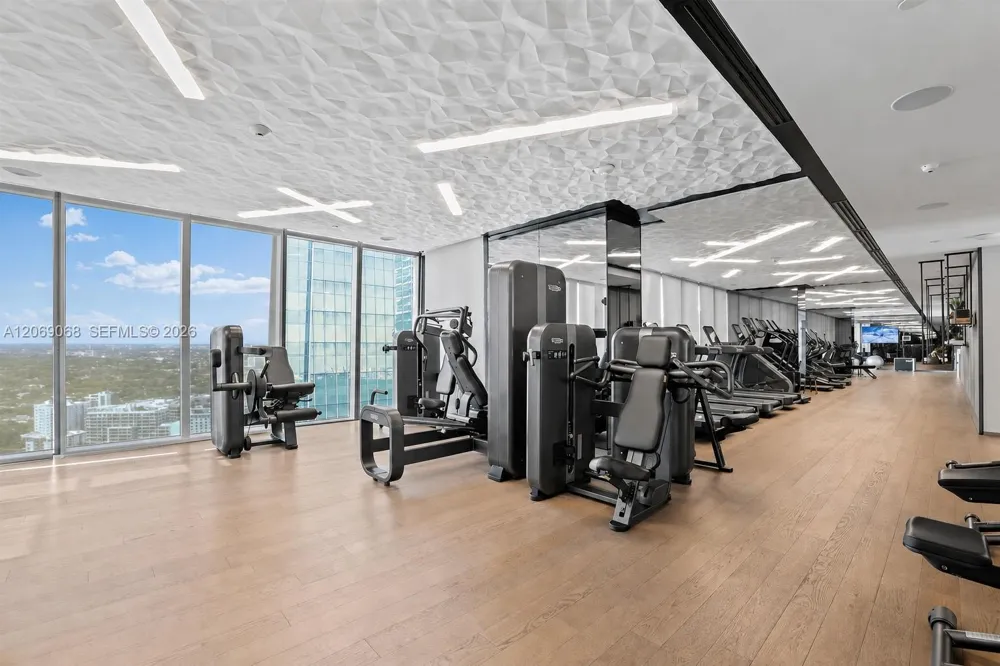 1451 Brickell Avenue #2706 Miami, FL 33131
