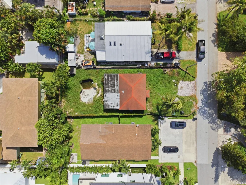 245 NE 11th Street Delray Beach, FL 33483