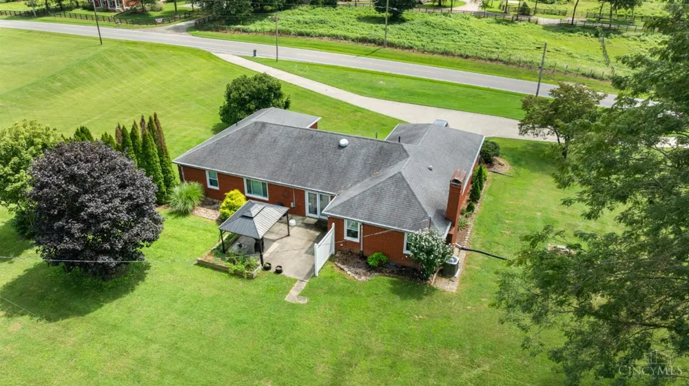 8637 St Rt 41 West Union, OH 45693