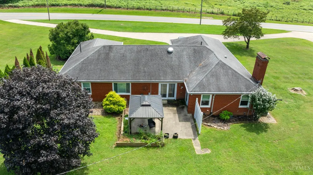 8637 St Rt 41 West Union, OH 45693