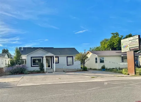 330 S 9th Street