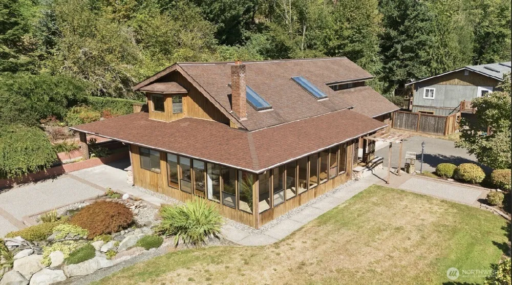 312 Antonie Avenue Eatonville, WA 98328
