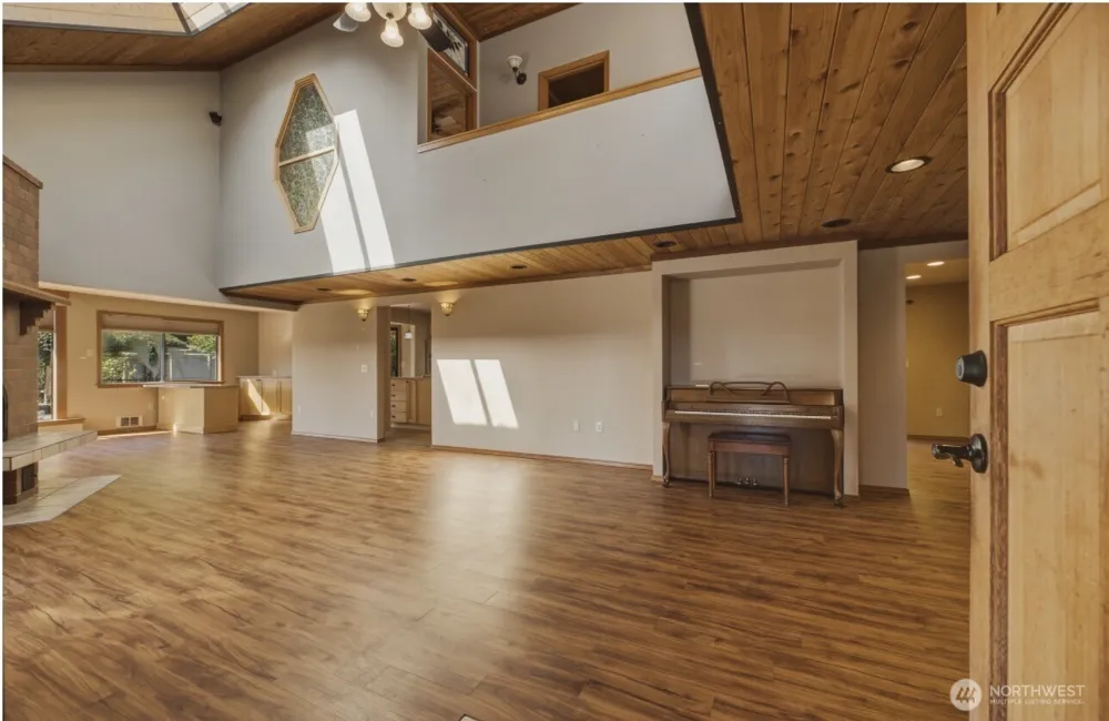 312 Antonie Avenue Eatonville, WA 98328